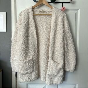 Fuzzy cardigan with pockets